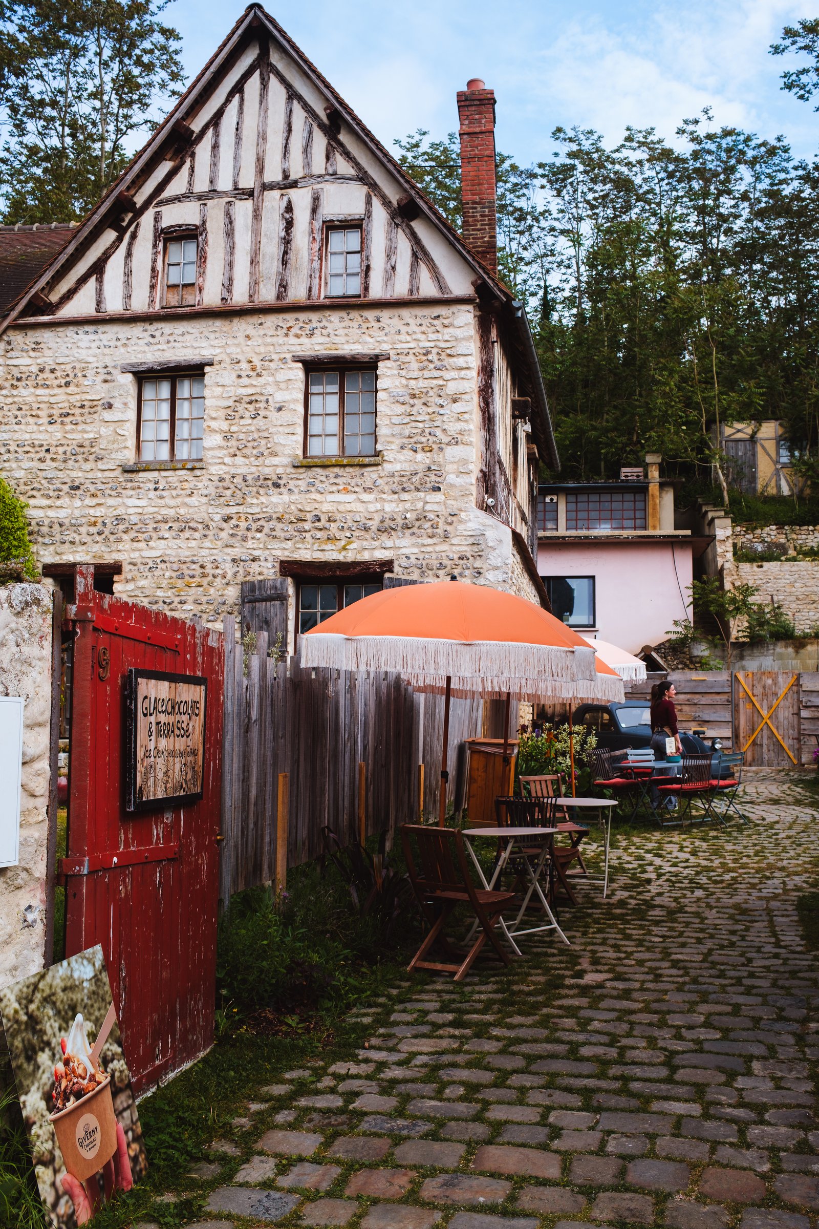 Giverny cottage