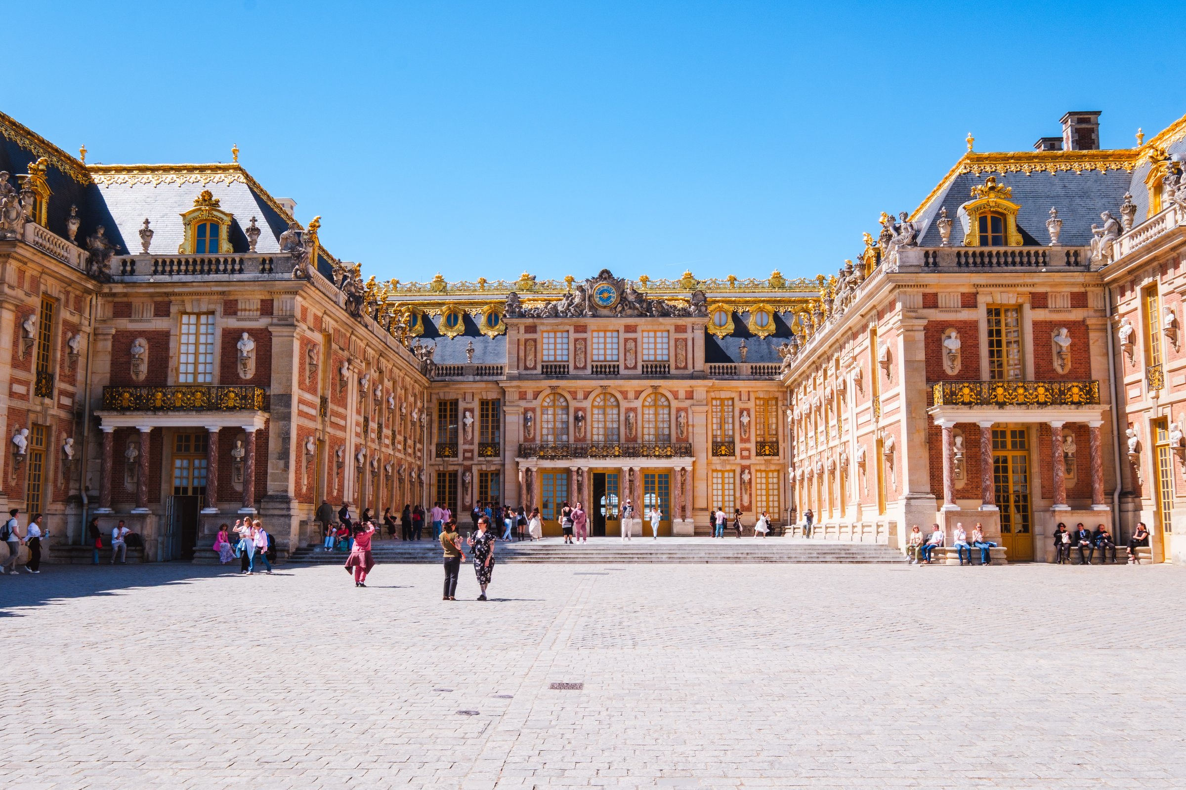 Versailles courtyard